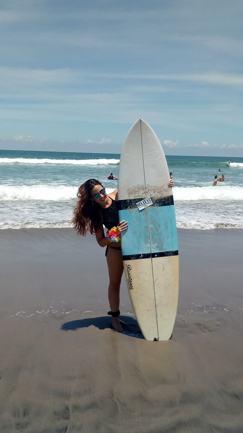 7 Aktivitas Di Bali Yang Wajib Anda Lakukan Surf